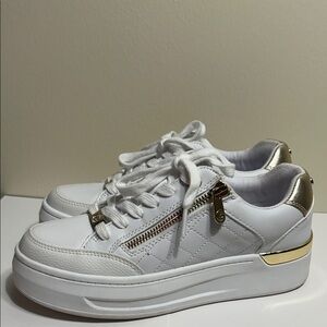 GBG Los Angeles White and Gold Kids Sneakers